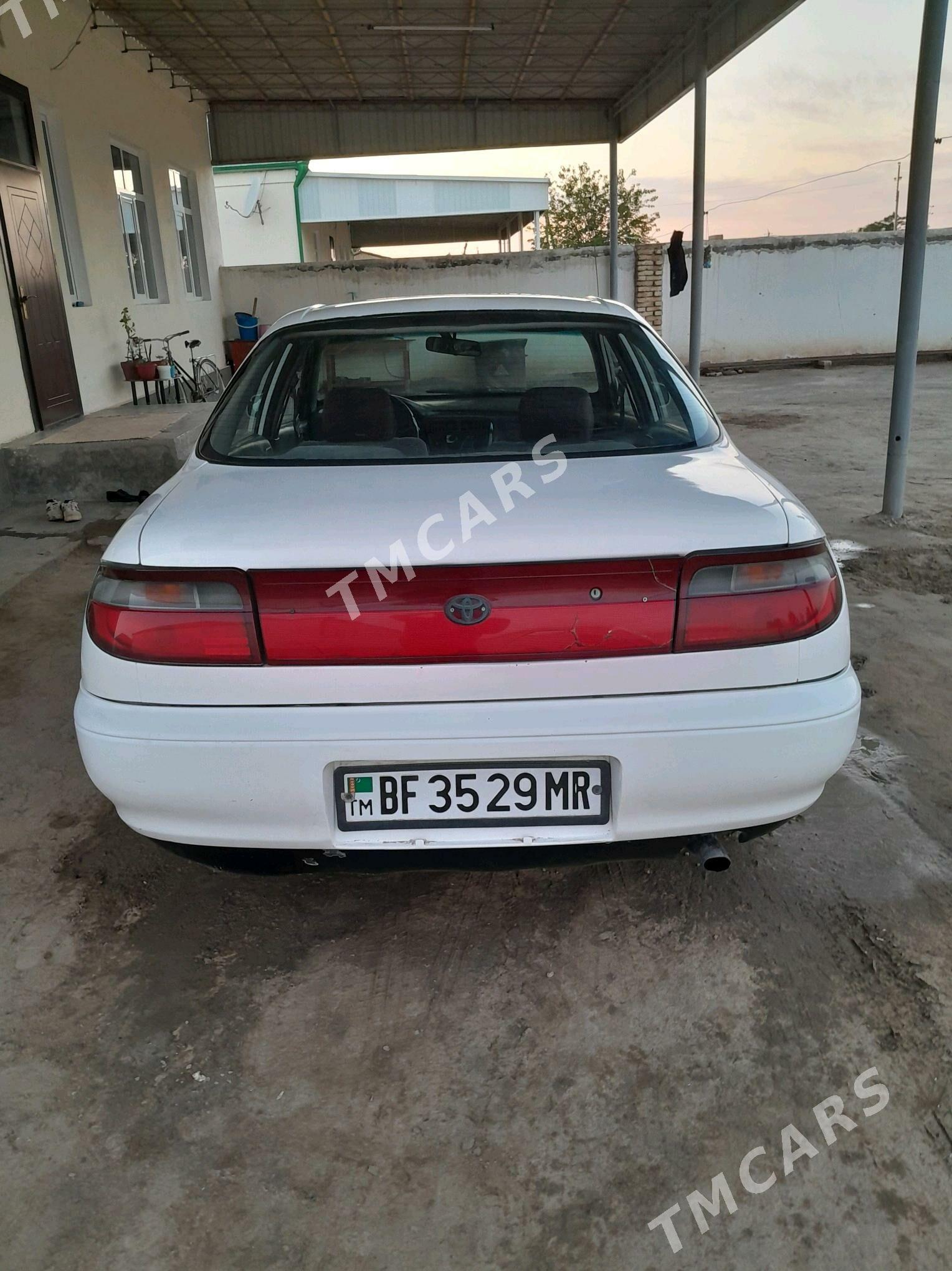 Toyota Carina 1994 - 40 000 TMT - Туркменгала - img 2