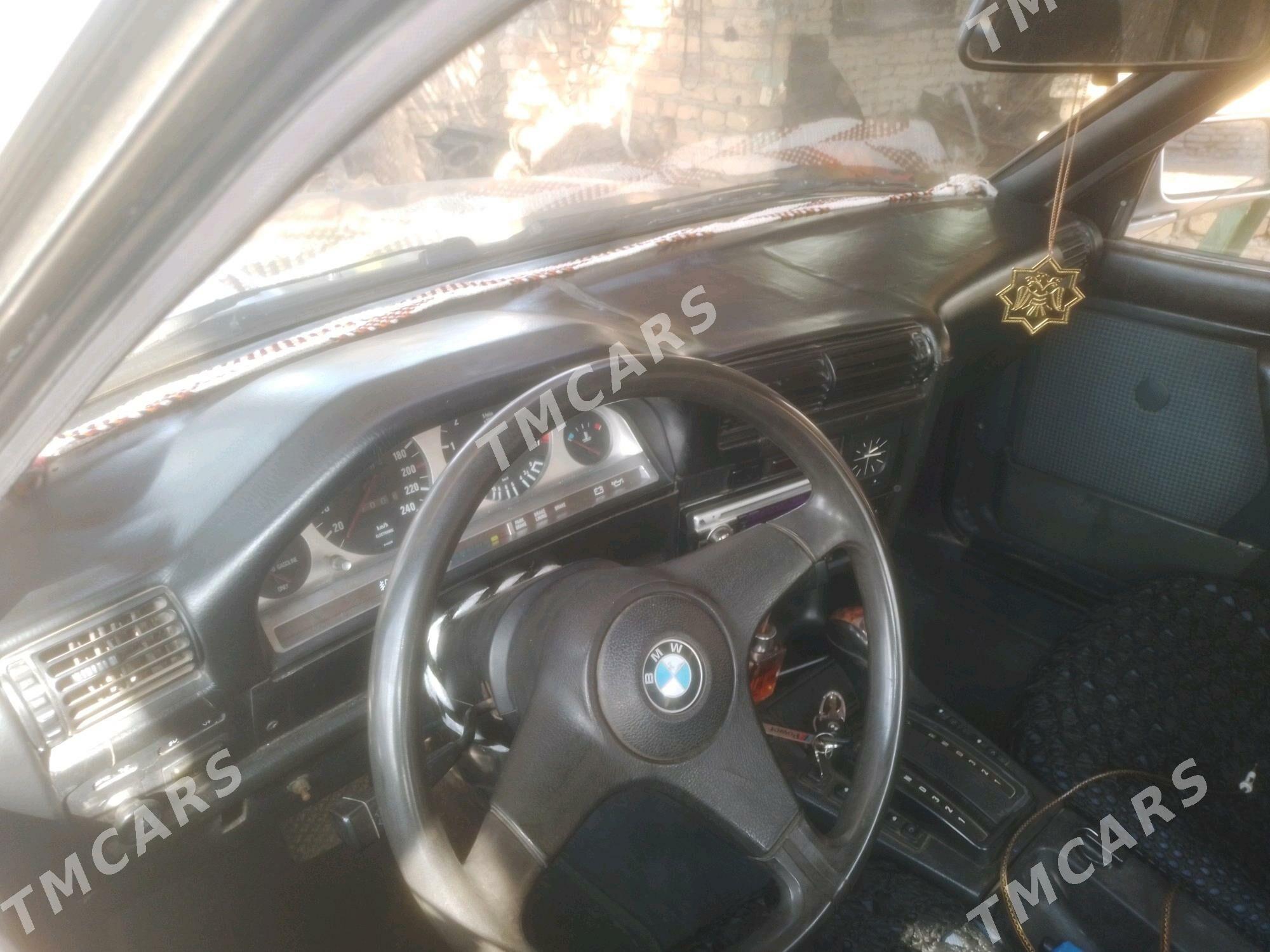BMW 3 Series 1989 - 20 000 TMT - Сакар - img 4
