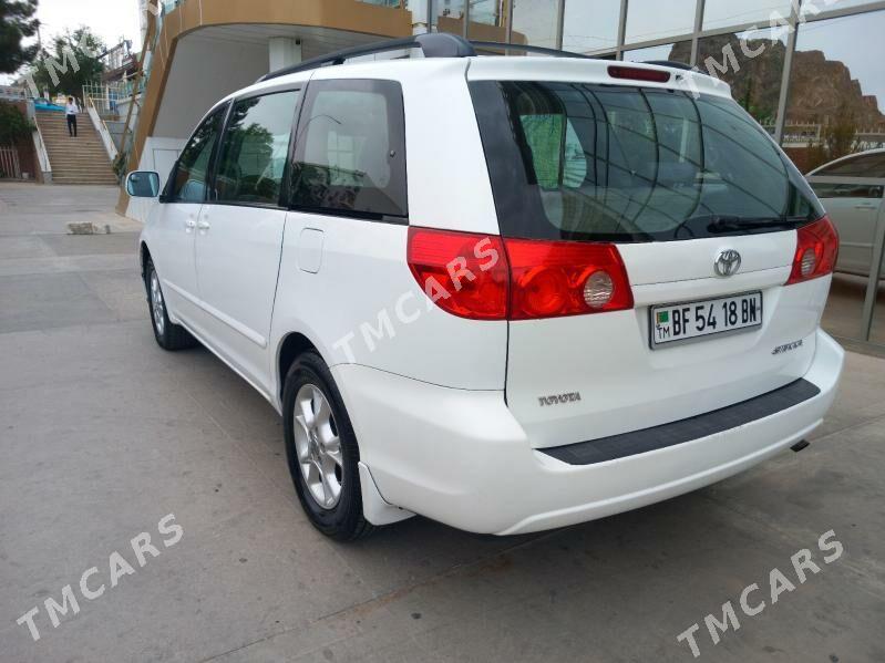 Toyota Sienna 2010 - 200 000 TMT - Türkmenbaşy - img 3