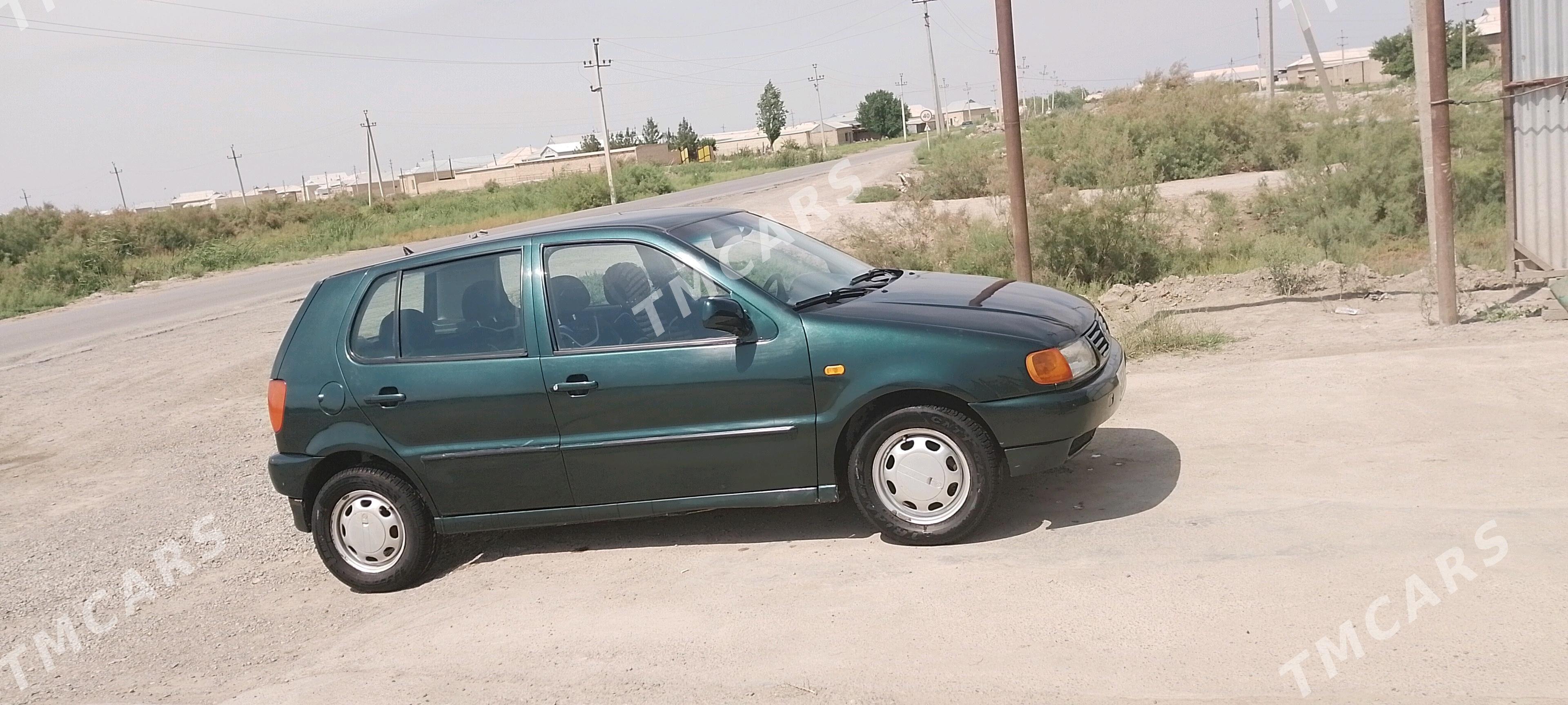 Volkswagen Polo 1998 - 25 000 TMT - Векильбазар - img 3