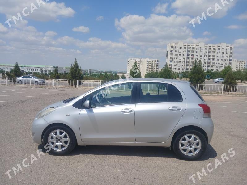 Toyota Yaris 2010 - 100 000 TMT - Улица Ататурка - img 5