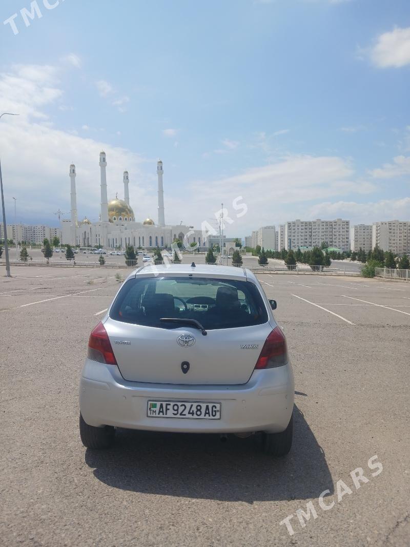 Toyota Yaris 2010 - 100 000 TMT - Улица Ататурка - img 7