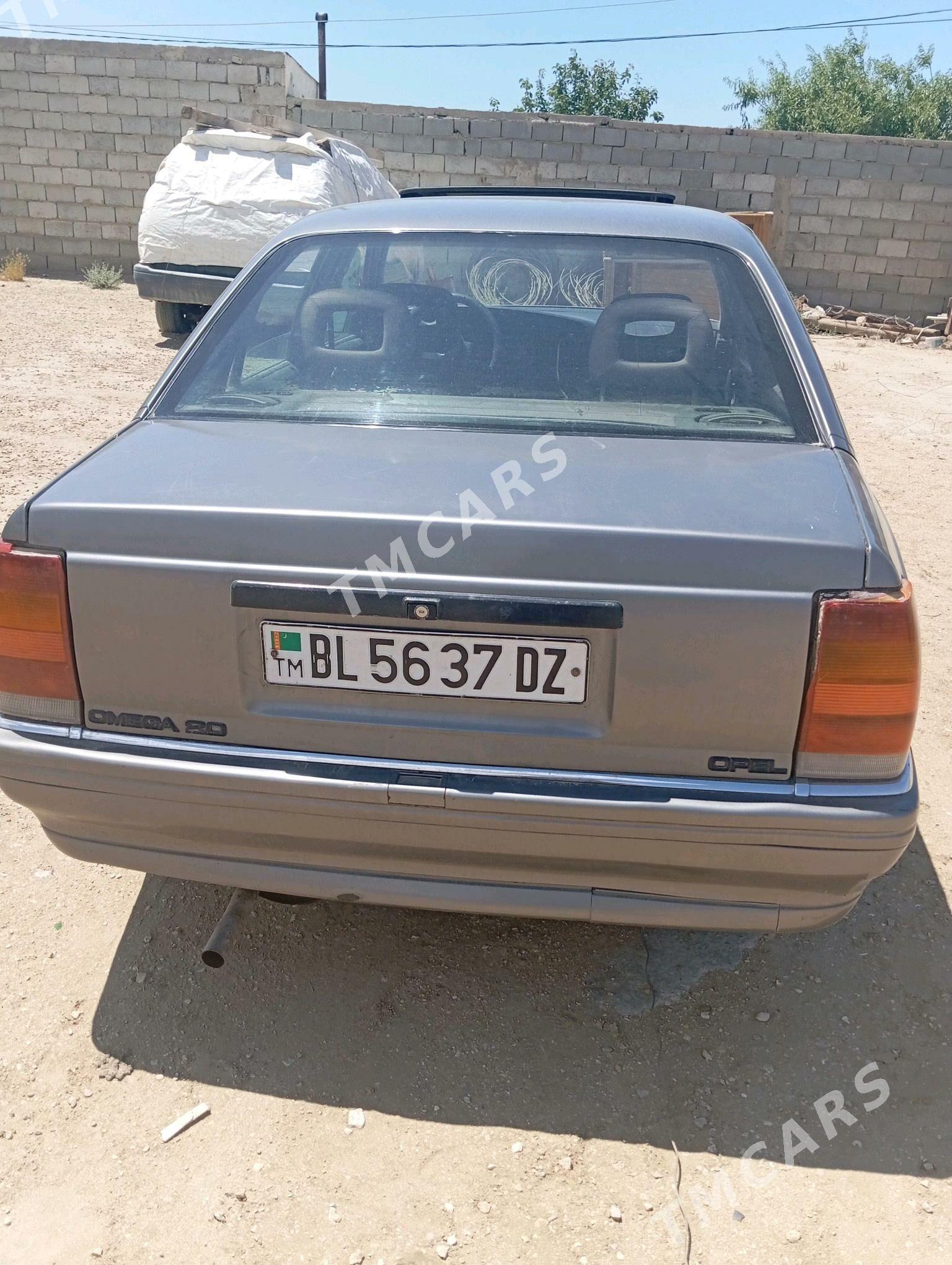 Opel Omega 1991 - 6 000 TMT - Хазар - img 2