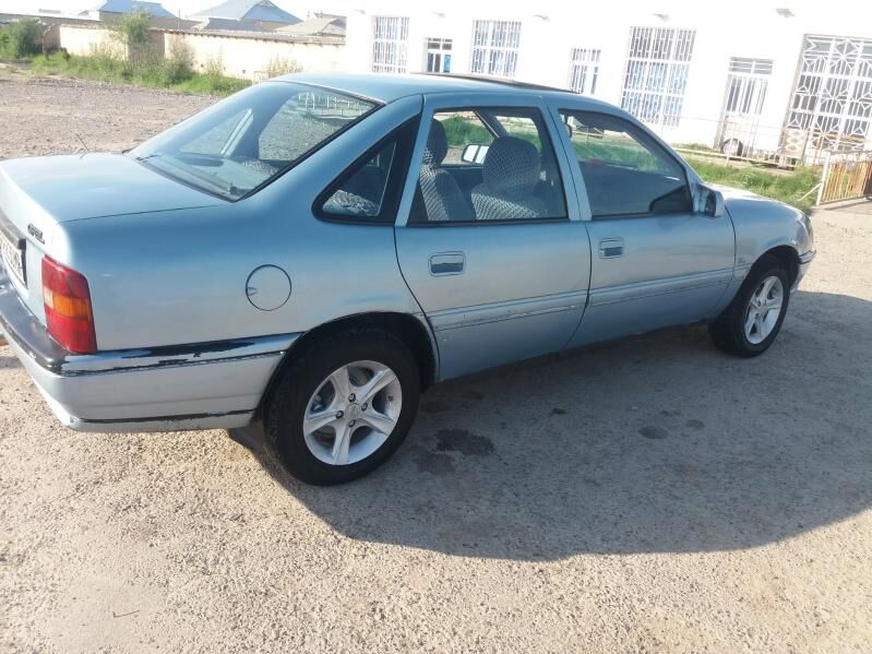 Opel Vectra 1988 - 16 000 TMT - Wekilbazar - img 7