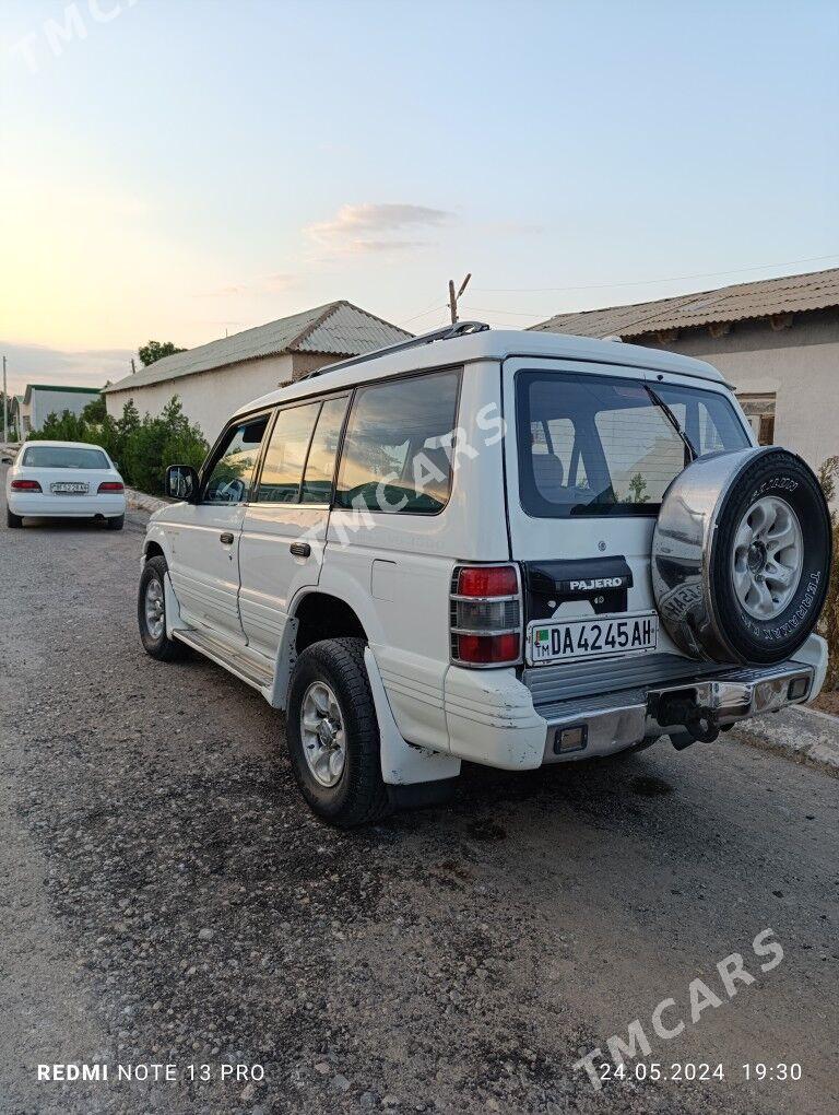 Mitsubishi Montero 1999 - 70 000 TMT - Серахс - img 3