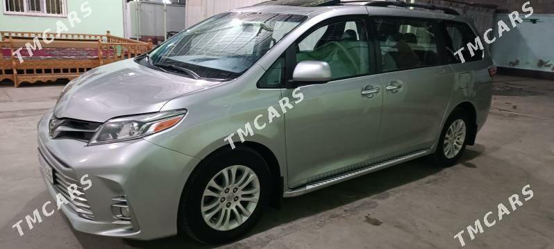 Toyota Sienna 2017 - 355 000 TMT - Aşgabat - img 5