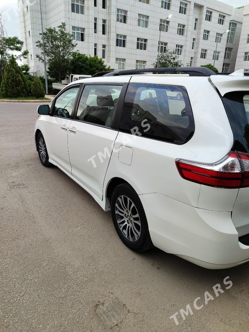 Toyota Sienna 2019 - 392 000 TMT - Ашхабад - img 4