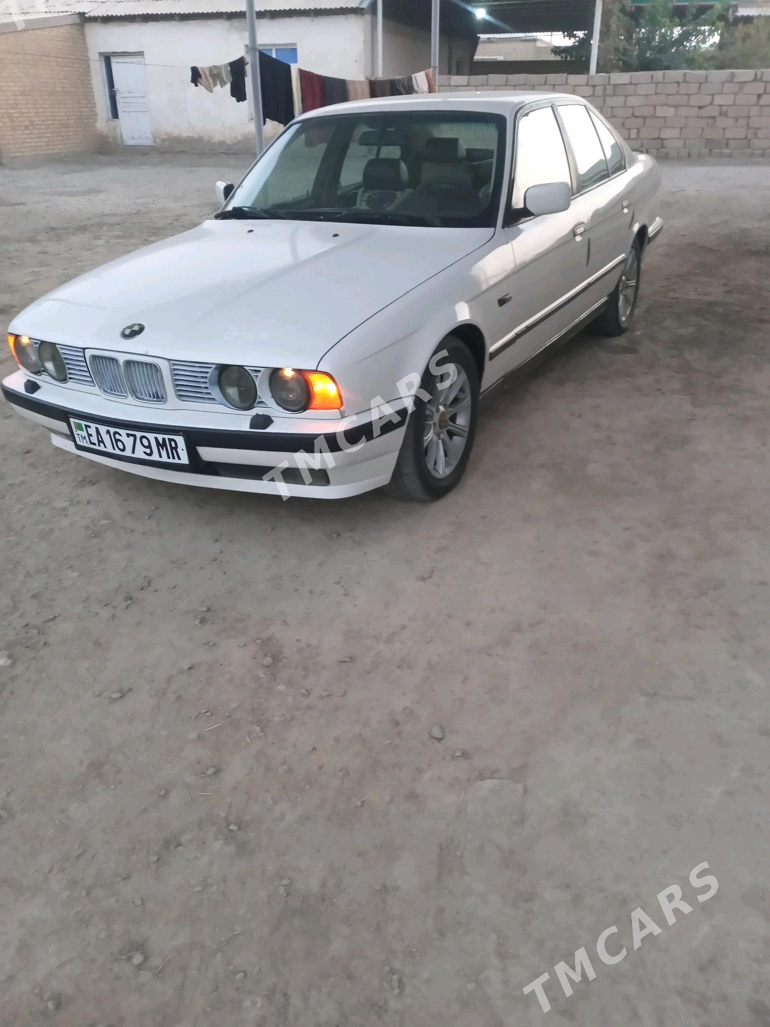 BMW 520 1992 - 22 000 TMT - Мургап - img 3