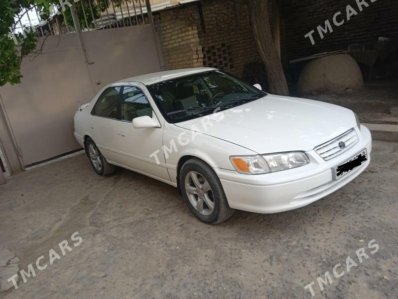 Toyota Camry 2000 - 103 000 TMT - Саят - img 6