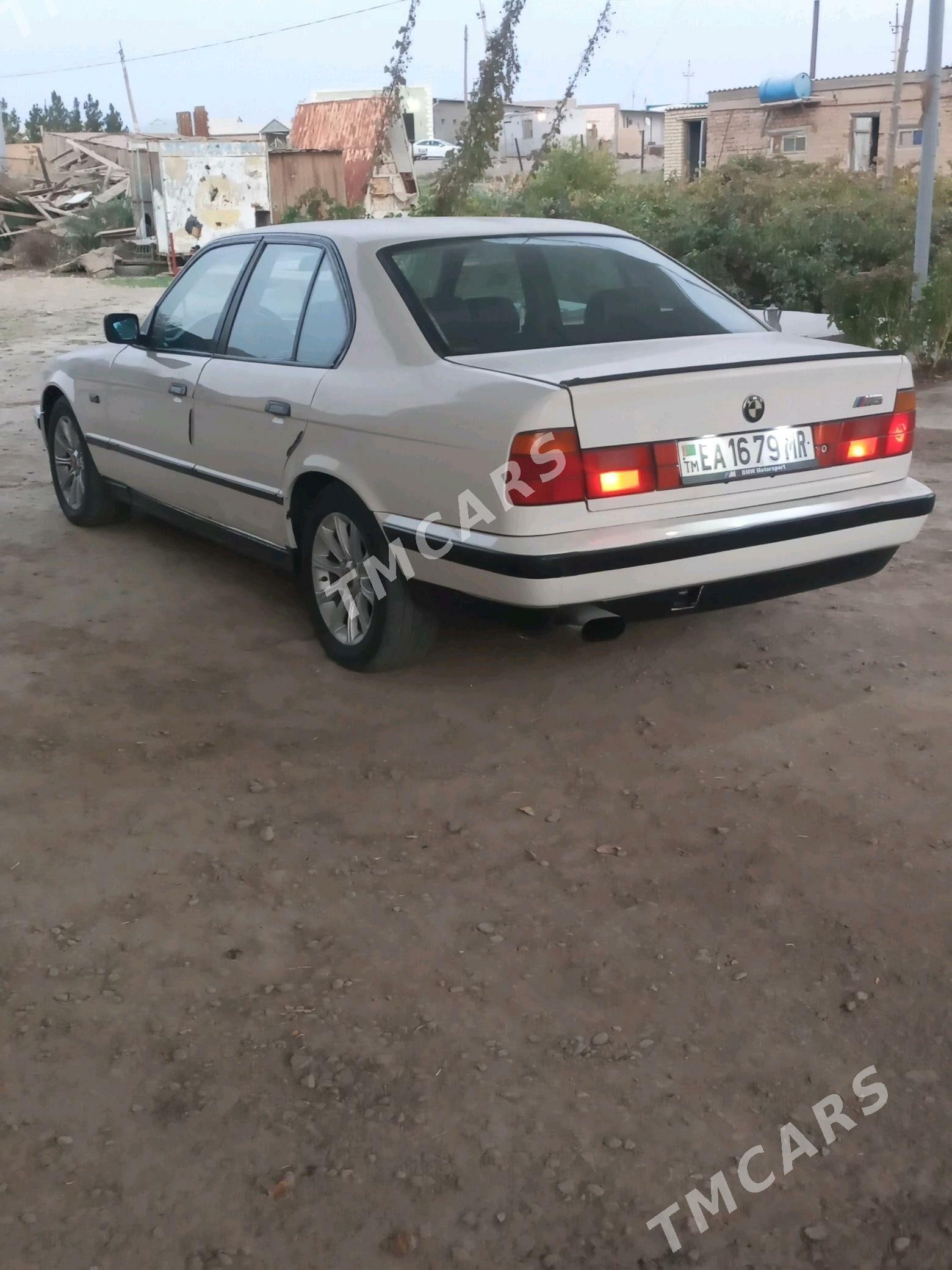 BMW 520 1992 - 22 000 TMT - Мургап - img 7