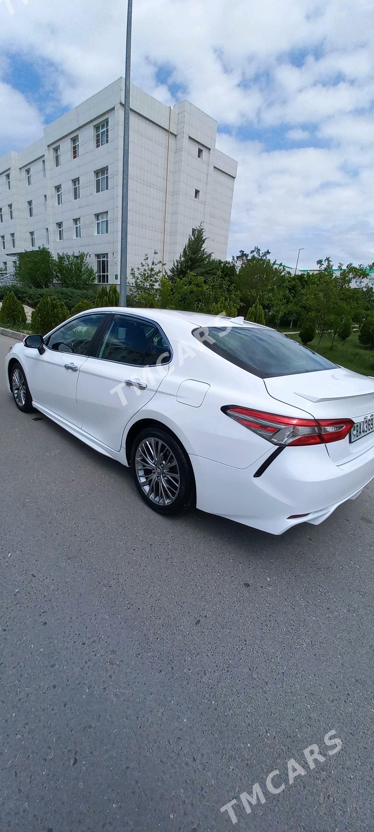 Toyota Camry 2019 - 295 000 TMT - Aşgabat - img 7