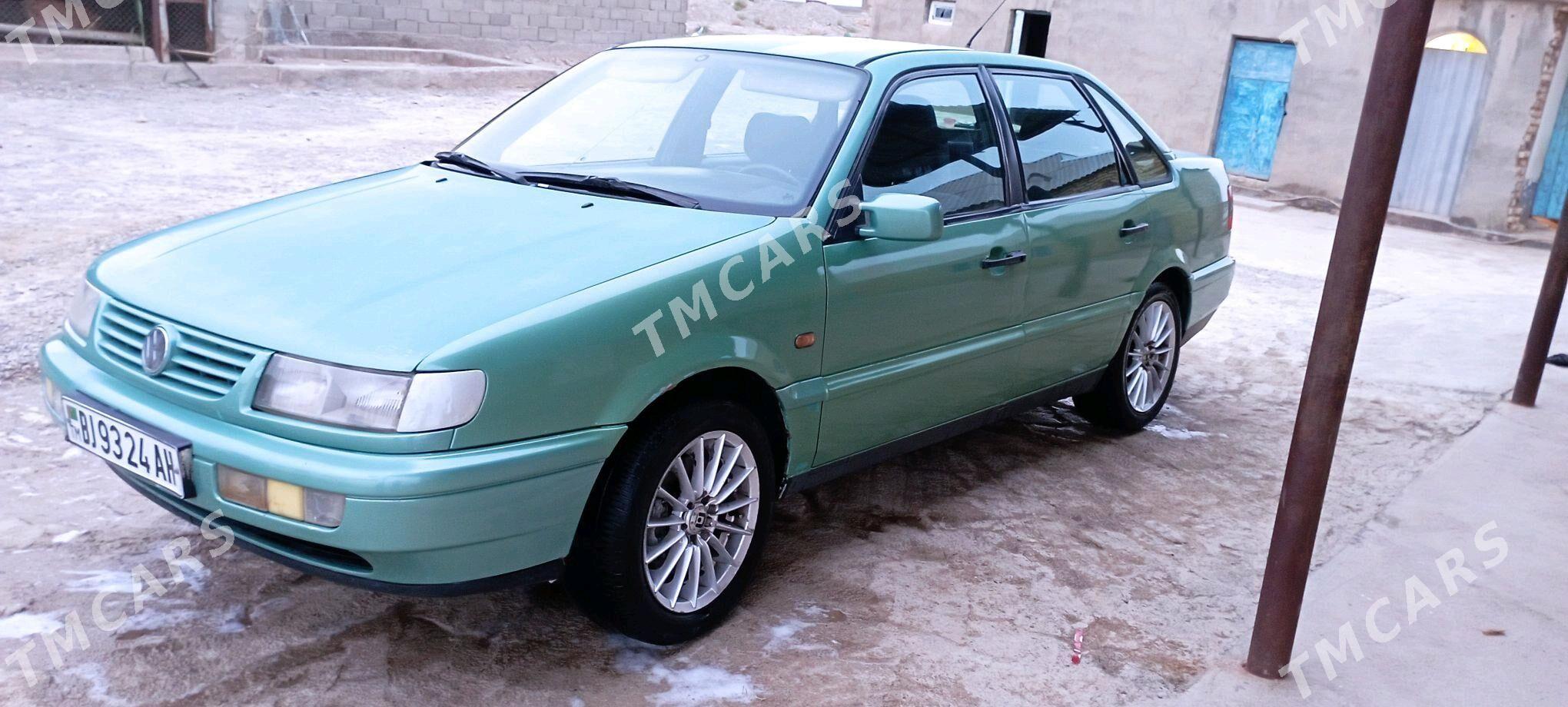 Volkswagen Passat 1995 - 35 000 TMT - Kaka - img 2