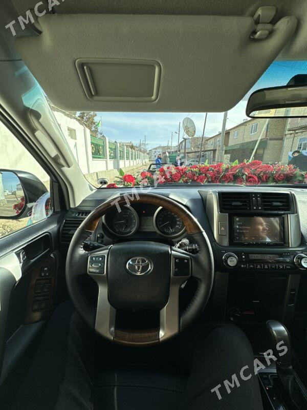 Toyota Land Cruiser Prado 2013 - 465 000 TMT - Хазар - img 2