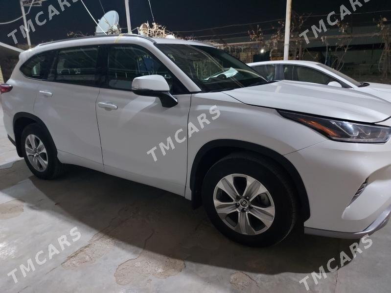 Toyota Highlander 2021 - 585 000 TMT - Мары - img 7