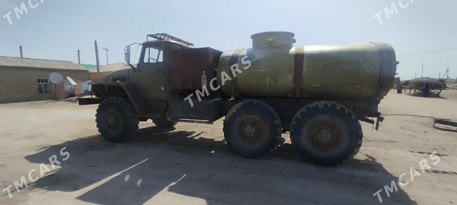 Ural 4320 1993 - 140 000 TMT - Ак-Бугдайский этрап - img 4