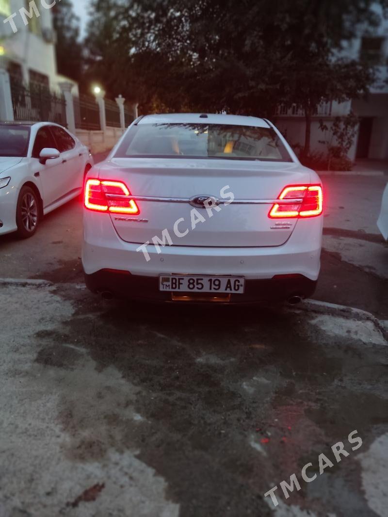 Ford Taurus 2017 - 255 000 TMT - Aşgabat - img 2