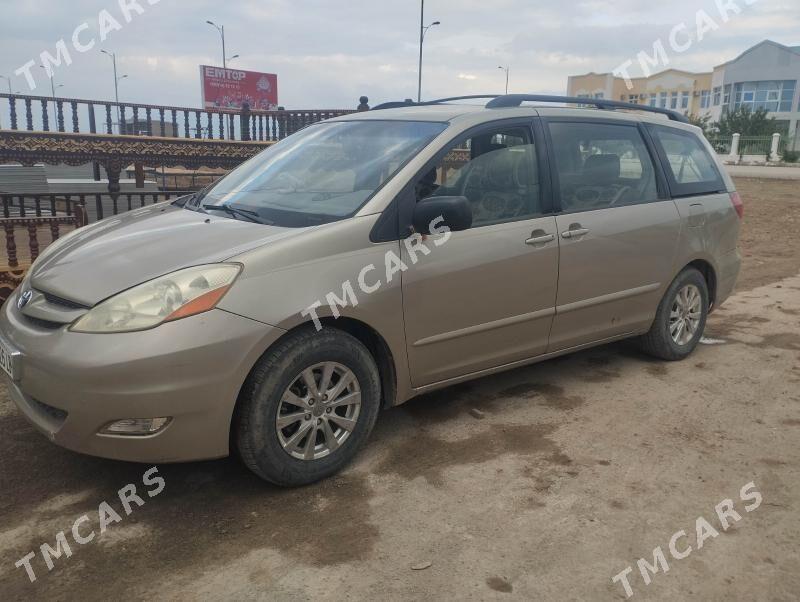 Toyota Sienna 2006 - 170 000 TMT - Kerki - img 3