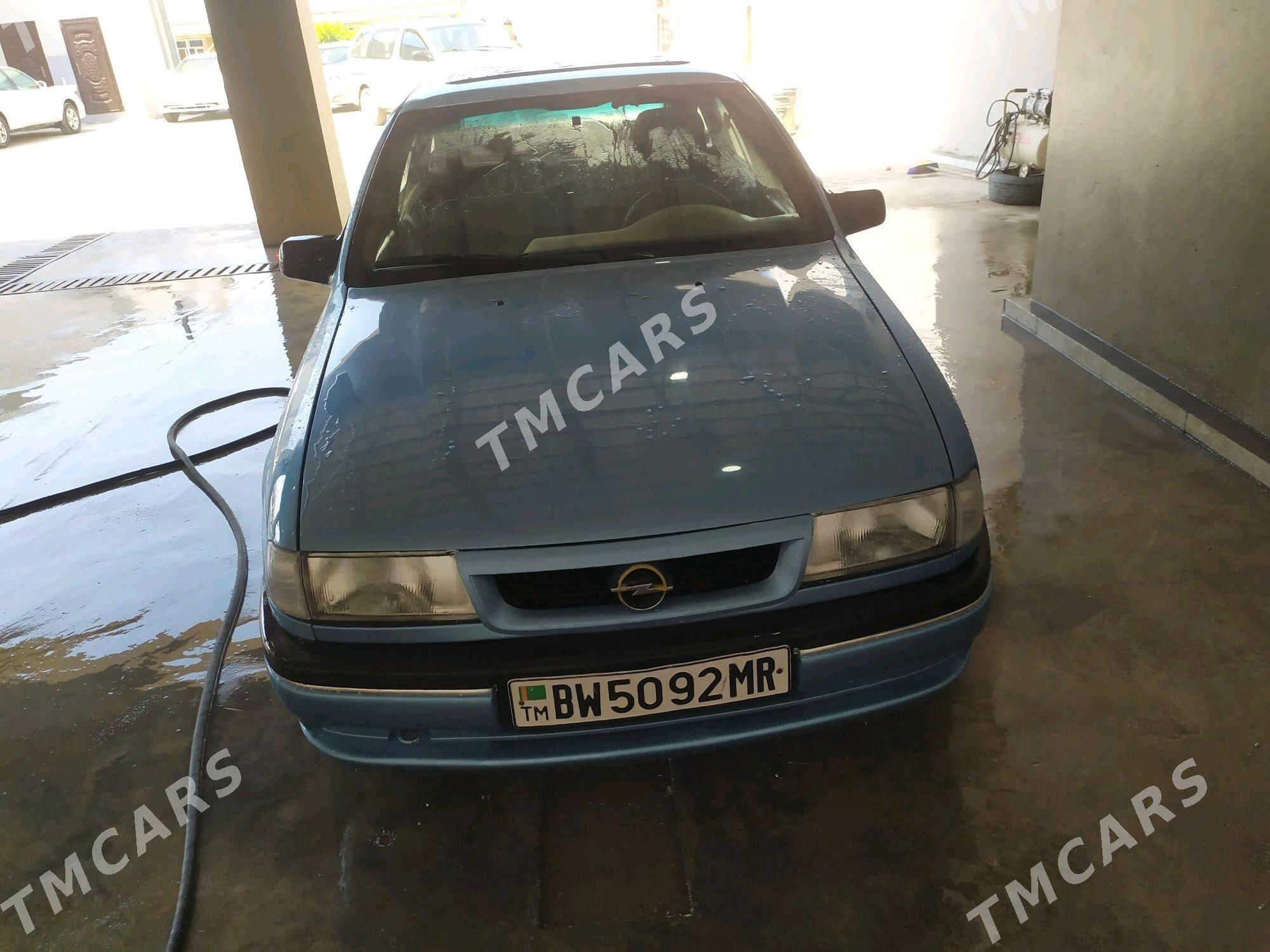 Opel Vectra 1993 - 37 000 TMT - Mary - img 2