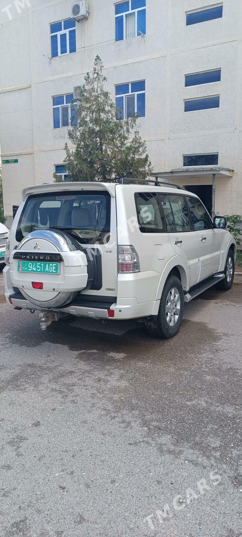 Mitsubishi Pajero 2013 - 264 000 TMT - Бузмеин ГРЭС - img 3