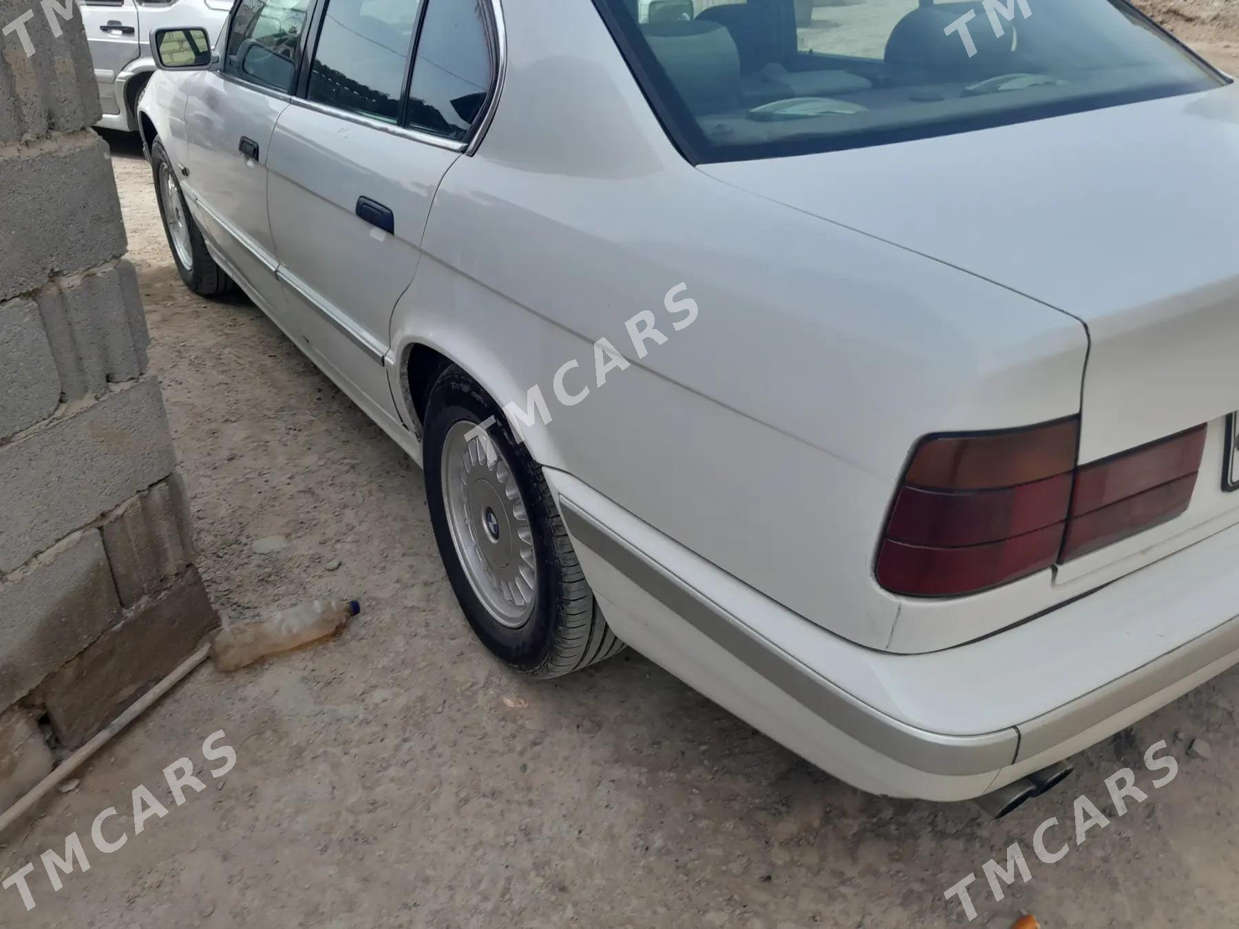 BMW 525 1995 - 49 000 TMT - Бабадайхан - img 2