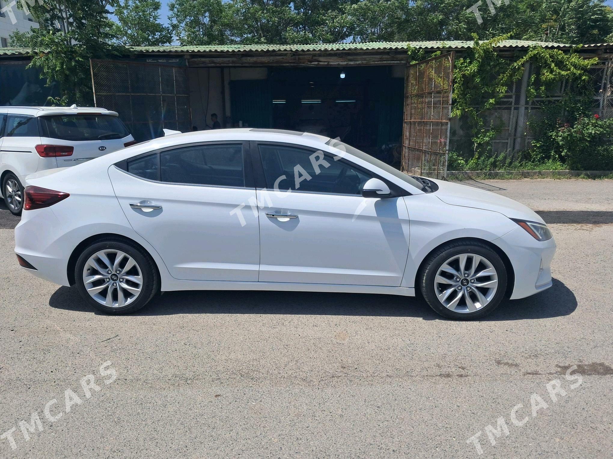 Hyundai Elantra 2019 - 250 000 TMT - Aşgabat - img 3