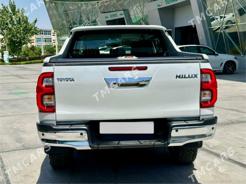 Toyota Hilux 2023 - 600 000 TMT - 11 мкр - img 8