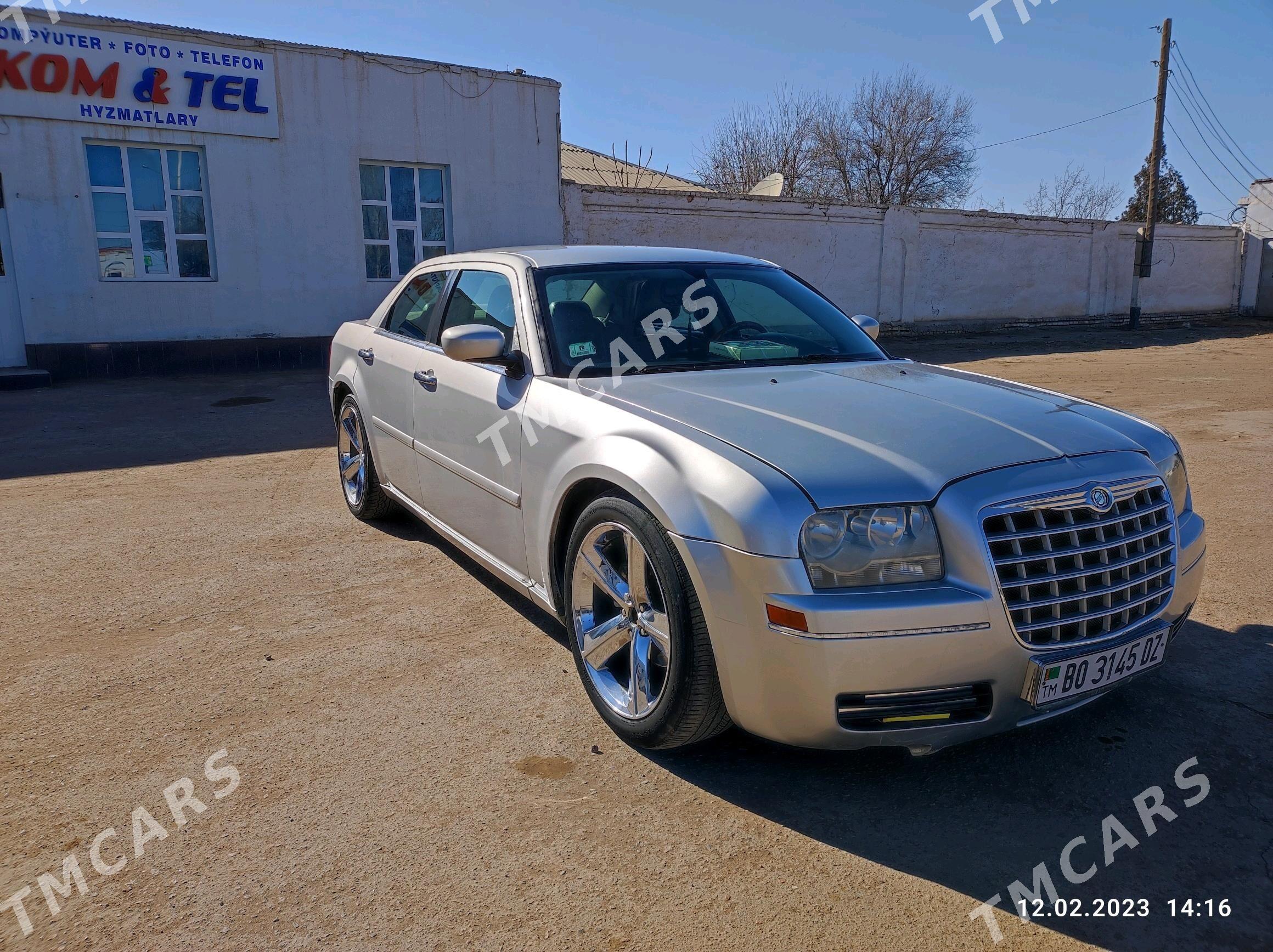 Chrysler 300C 2004 - 85 000 TMT - Гороглы (Тагта) - img 3