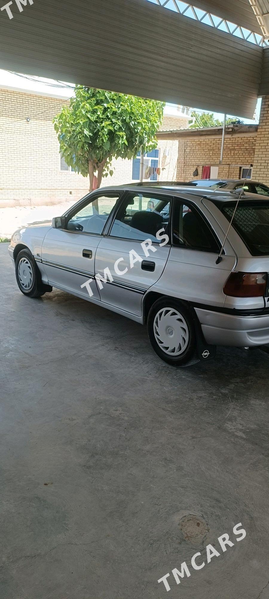 Opel Astra 1991 - 33 000 TMT - Wekilbazar - img 9