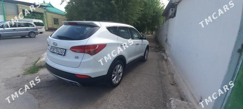 Hyundai Santa Fe 2013 - 225 000 TMT - Ашхабад - img 3