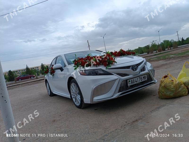 Toyota Camry 2021 - 390 000 TMT - Байрамали - img 4