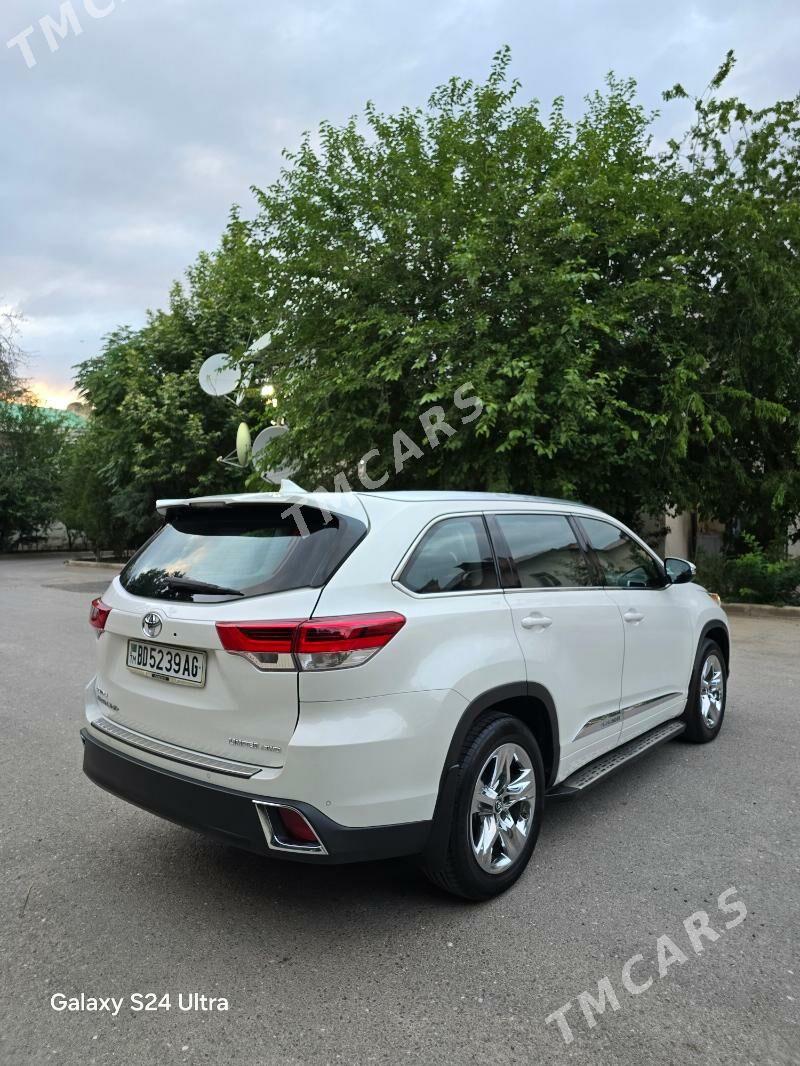 Toyota Highlander 2018 - 430 000 TMT - 30 mkr - img 3