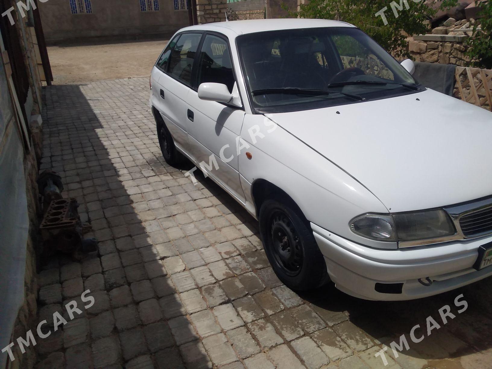 Opel Astra 1995 - 30 000 TMT - Türkmenbaşy - img 3