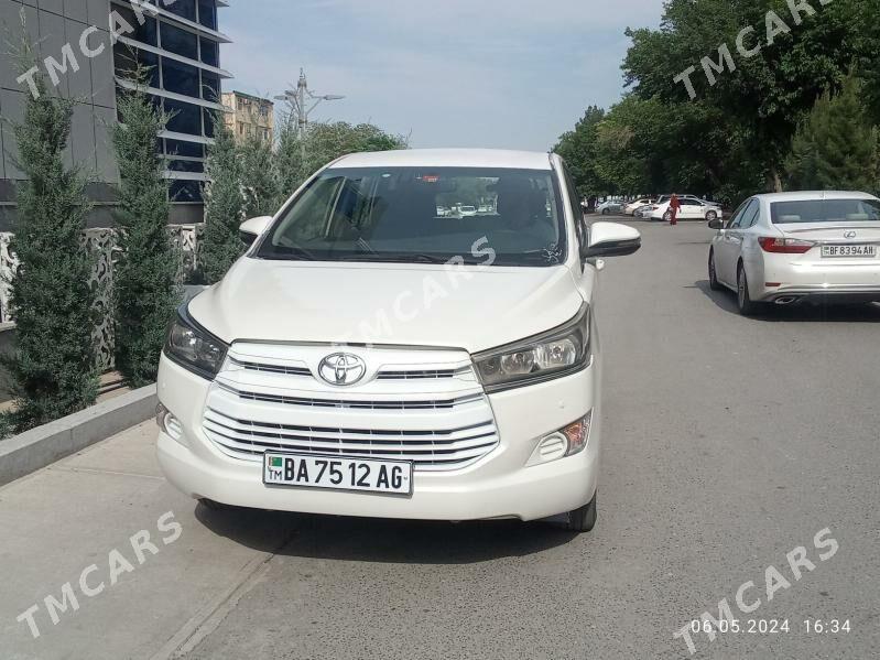 Toyota Innova 2019 - 270 000 TMT - Ашхабад - img 5