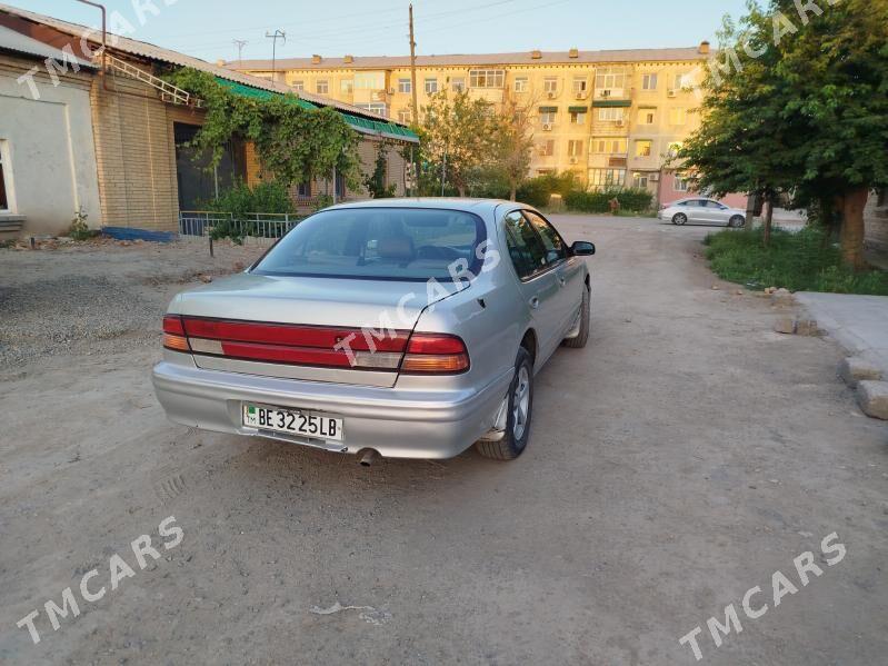 Nissan Cefiro 1995 - 43 000 TMT - Дянев - img 2