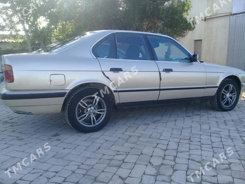 BMW 525 1990 - 33 000 TMT - Каракумский этрап - img 4