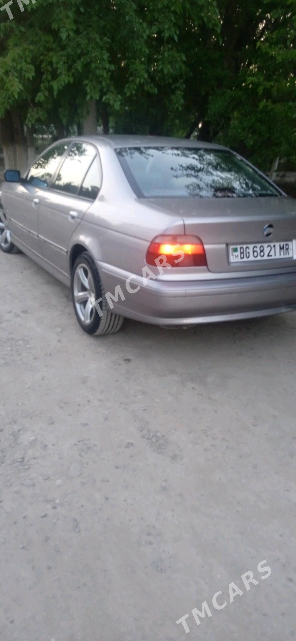 BMW E39 1998 - 65 000 TMT - Garagum etraby - img 4