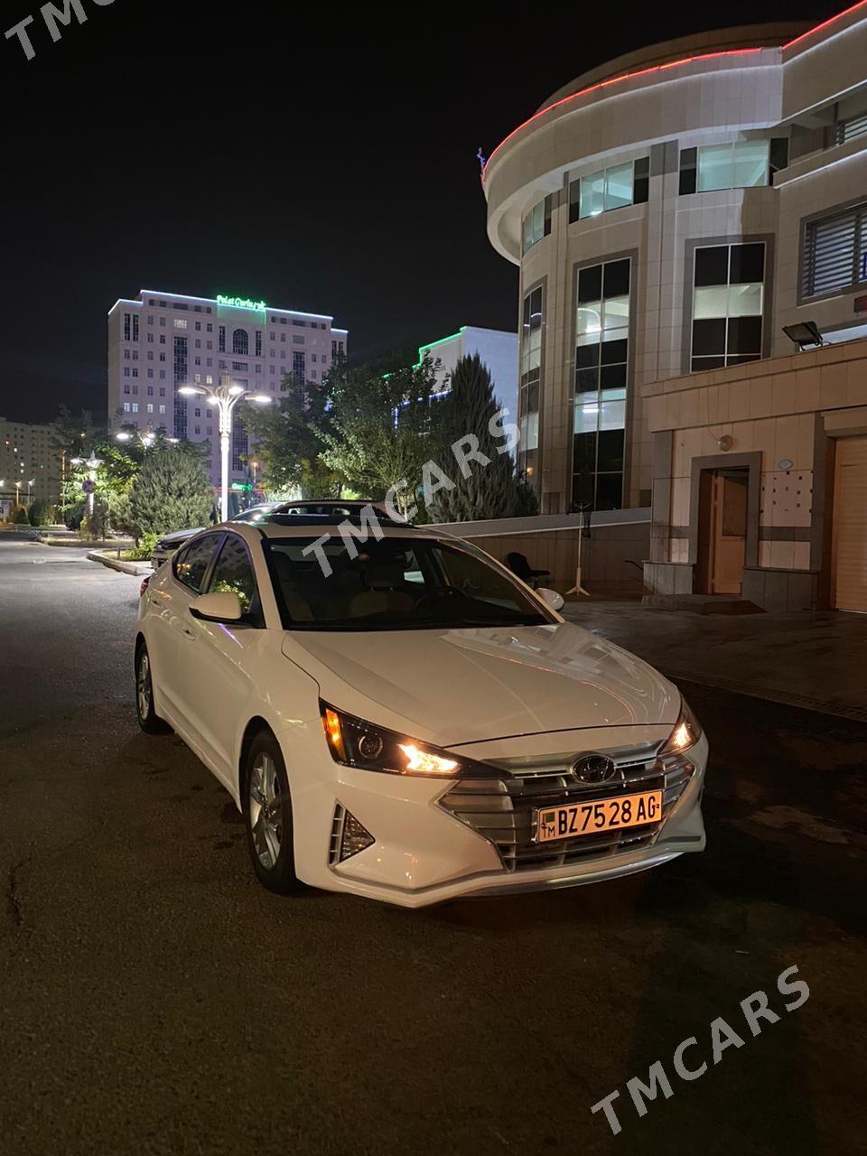 Hyundai Elantra 2020 - 234 000 TMT - ул. Подвойского (Битарап Туркменистан шаёлы) - img 3