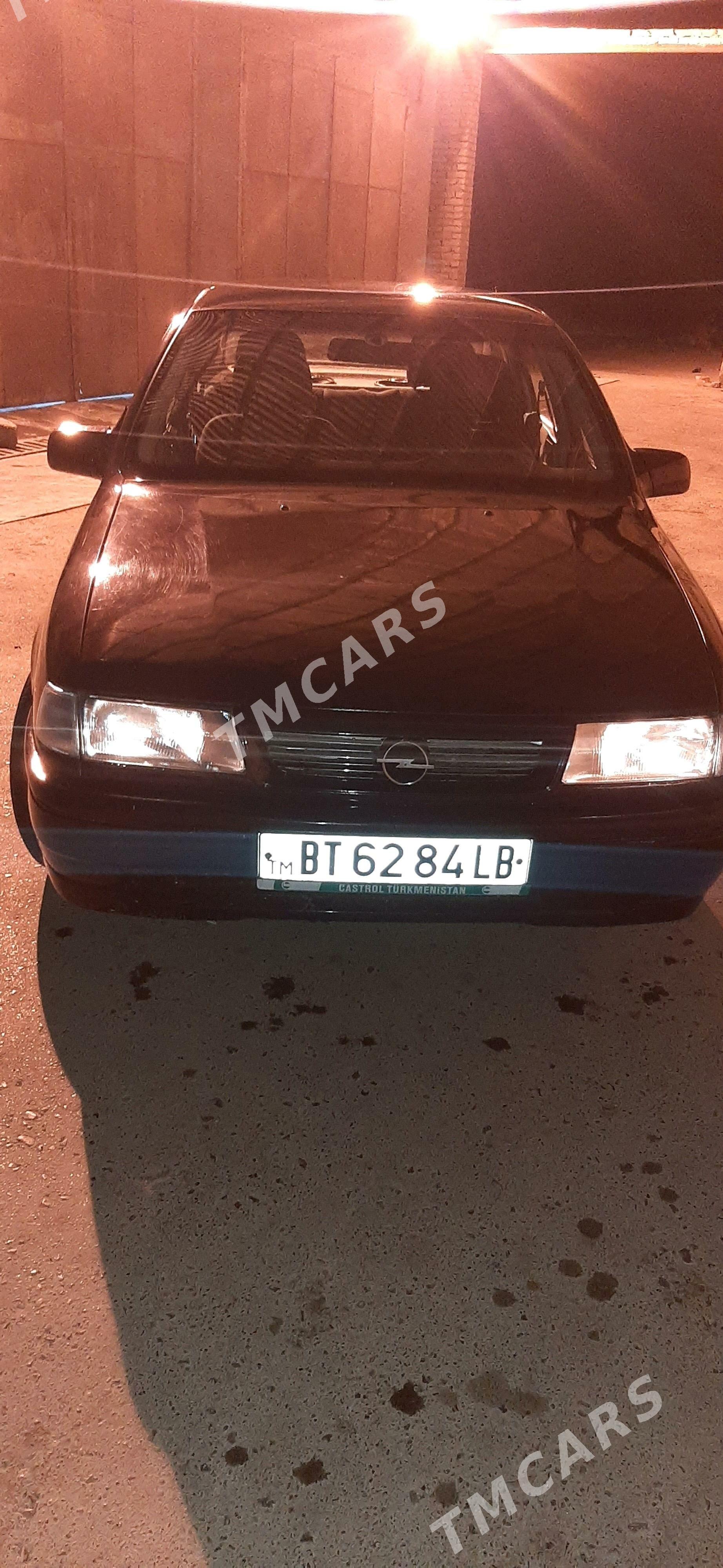 Opel Vectra 1992 - 35 000 TMT - Çärjew - img 2