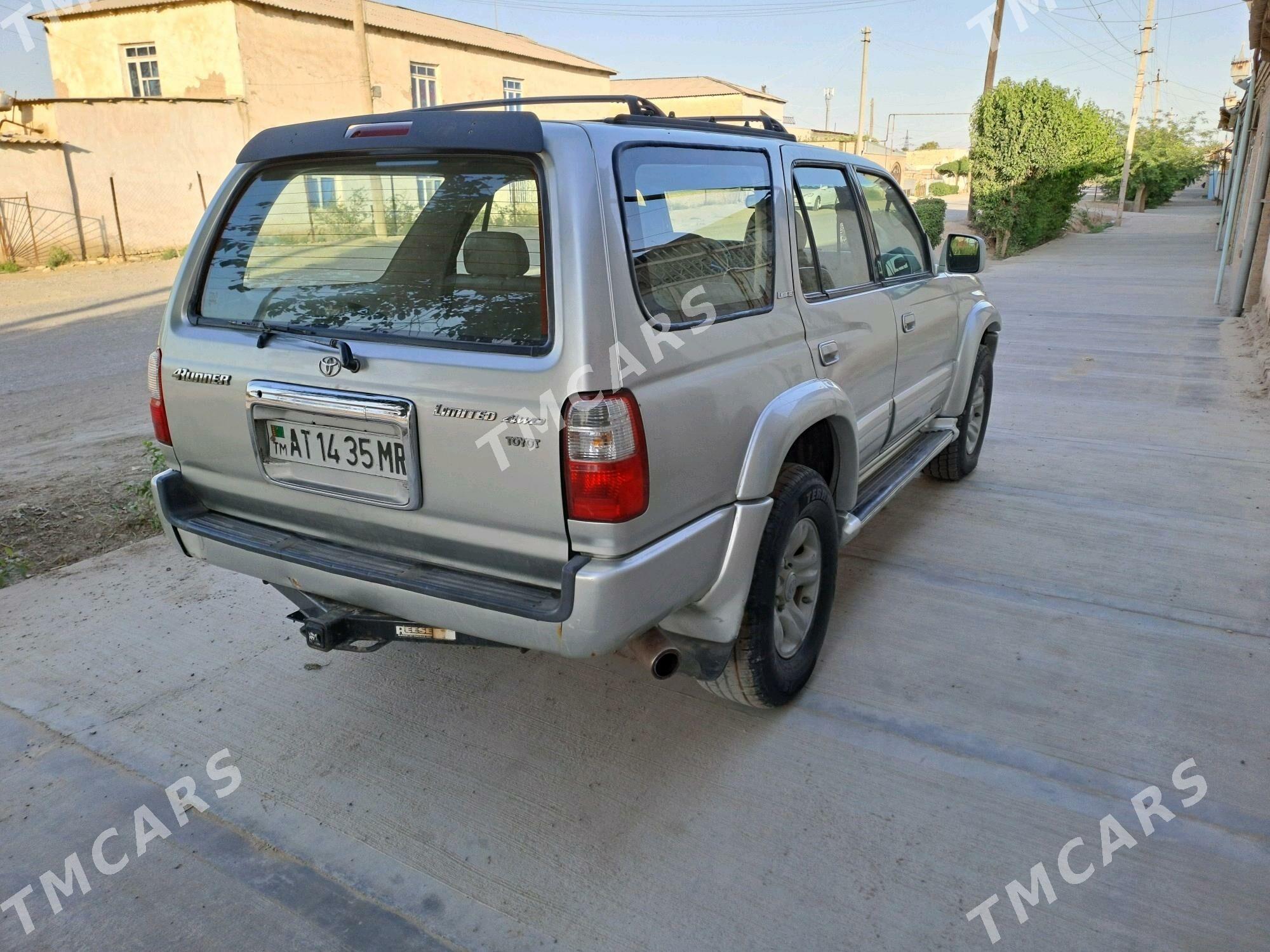 Toyota 4Runner 2002 - 140 000 TMT - Ёлётен - img 3