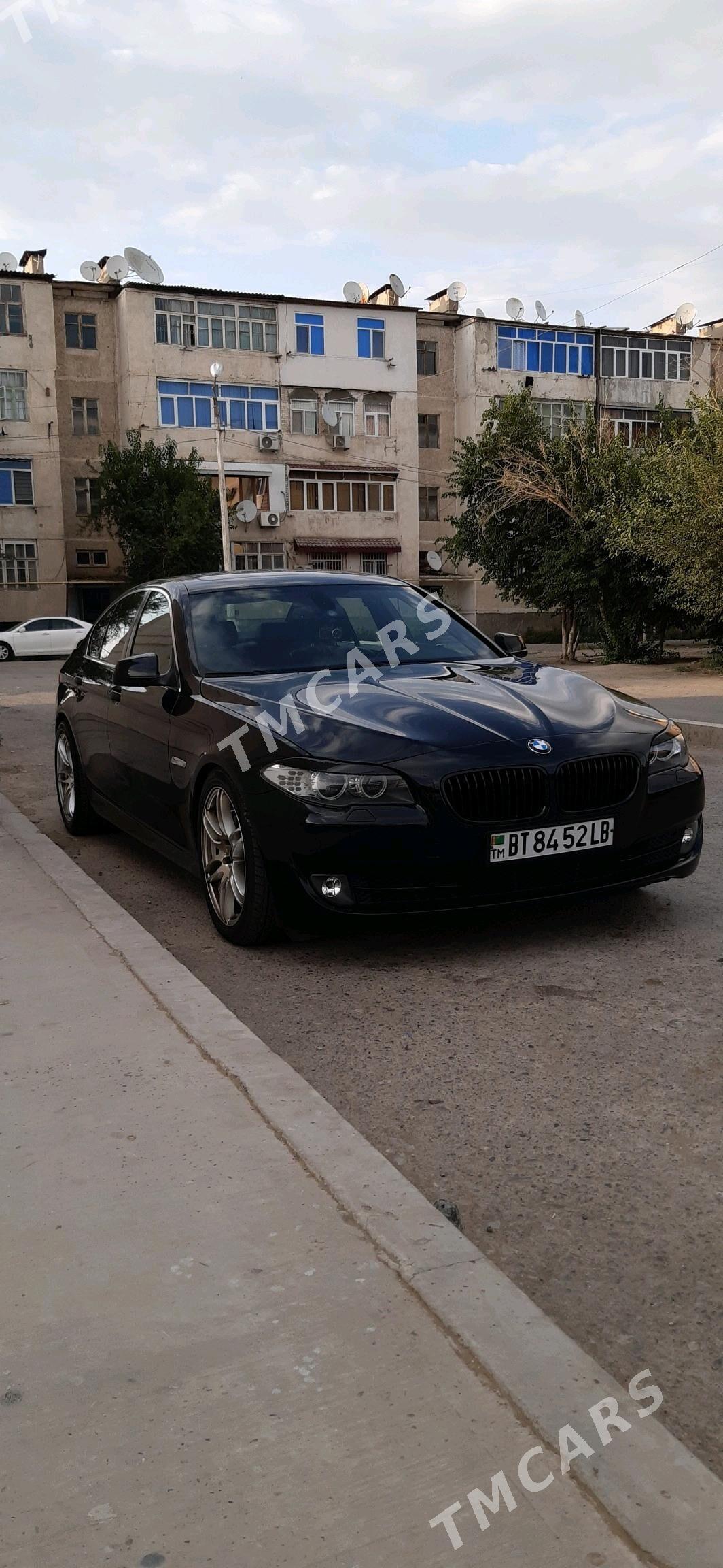 BMW F10 2010 - 260 000 TMT - Туркменабат - img 7