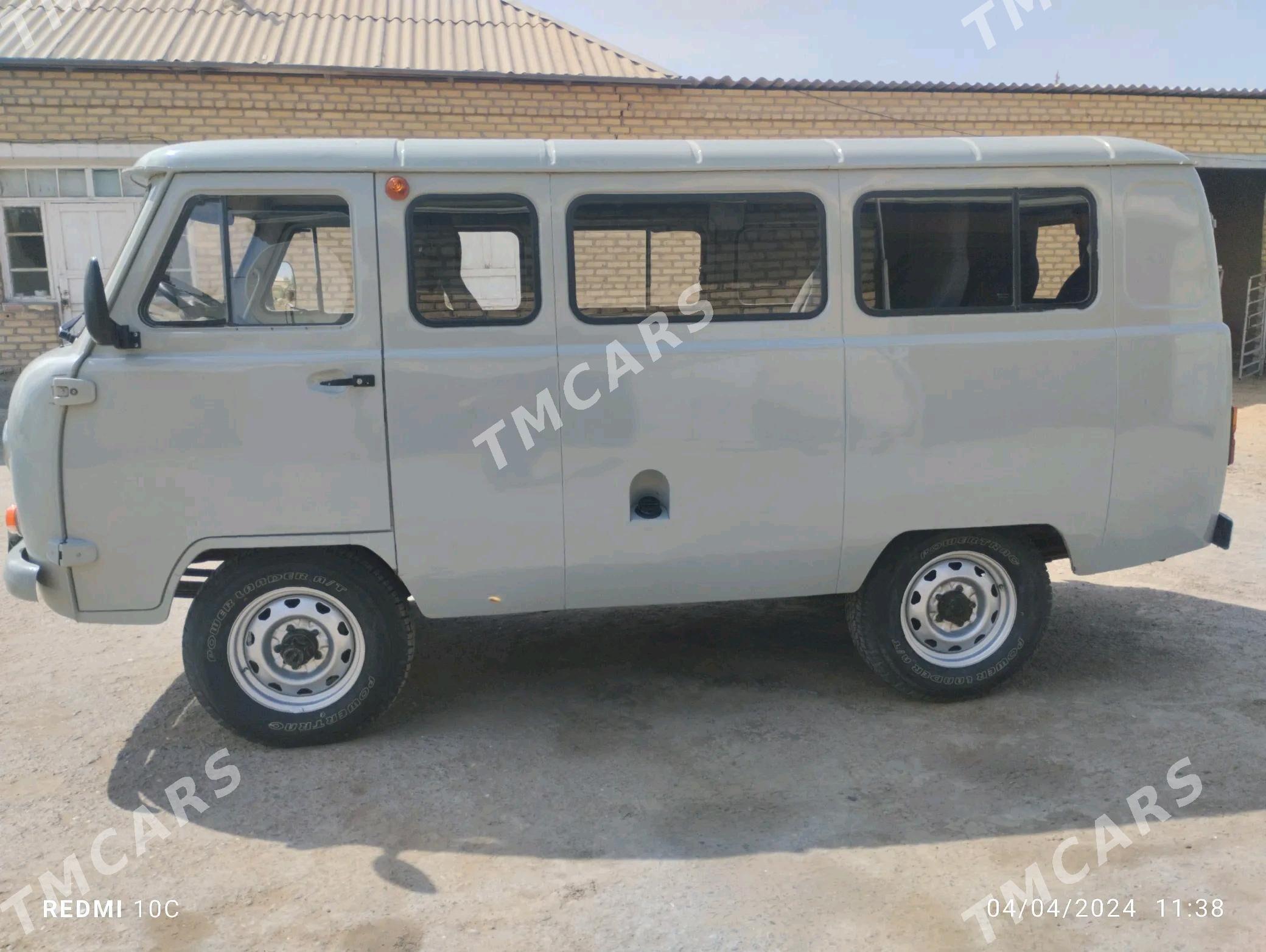 UAZ 2206 2014 - 100 000 TMT - Сакарчага - img 3