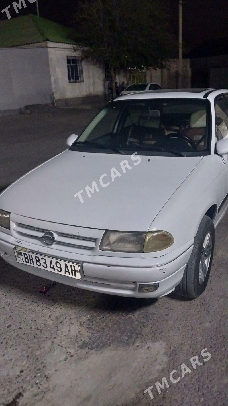 Opel Astra 1992 - 32 000 TMT - Мир 4 - img 2