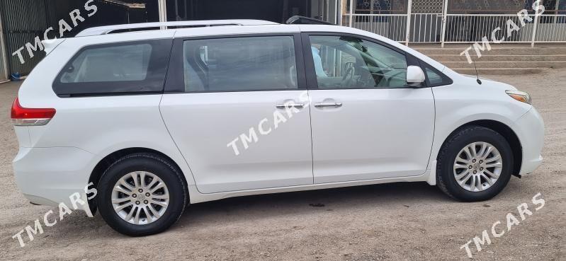 Toyota Sienna 2012 - 285 000 TMT - Magdanly - img 2