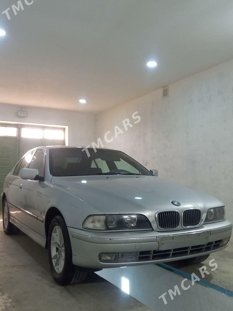 BMW E39 1998 - 80 000 TMT - Балканабат - img 2