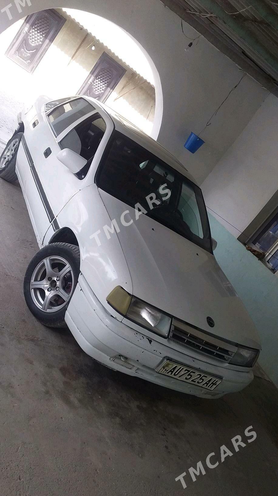 Opel Vectra 1989 - 22 000 TMT - Kaka - img 4