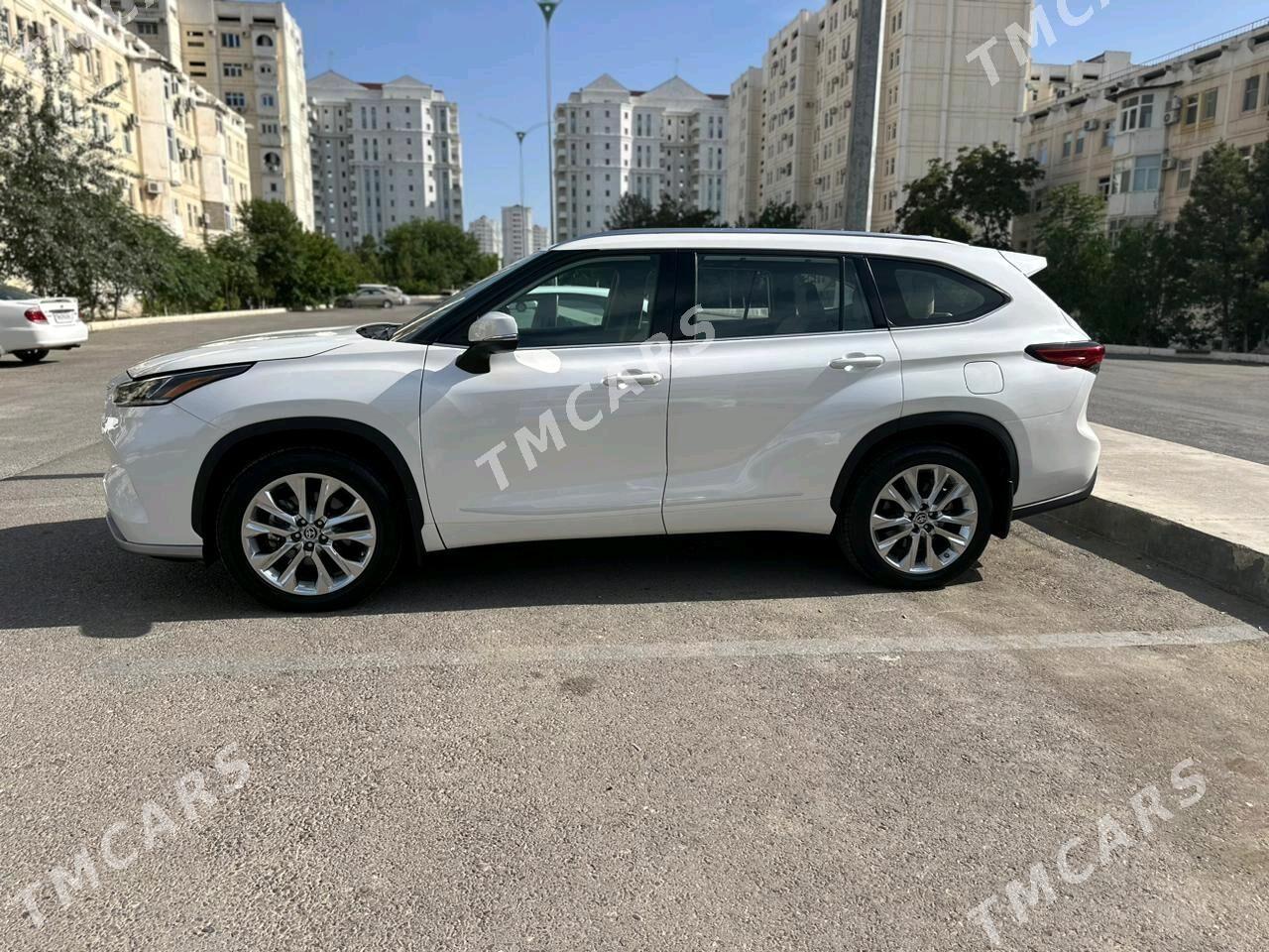 Toyota Highlander 2021 - 760 000 TMT - Aşgabat - img 2