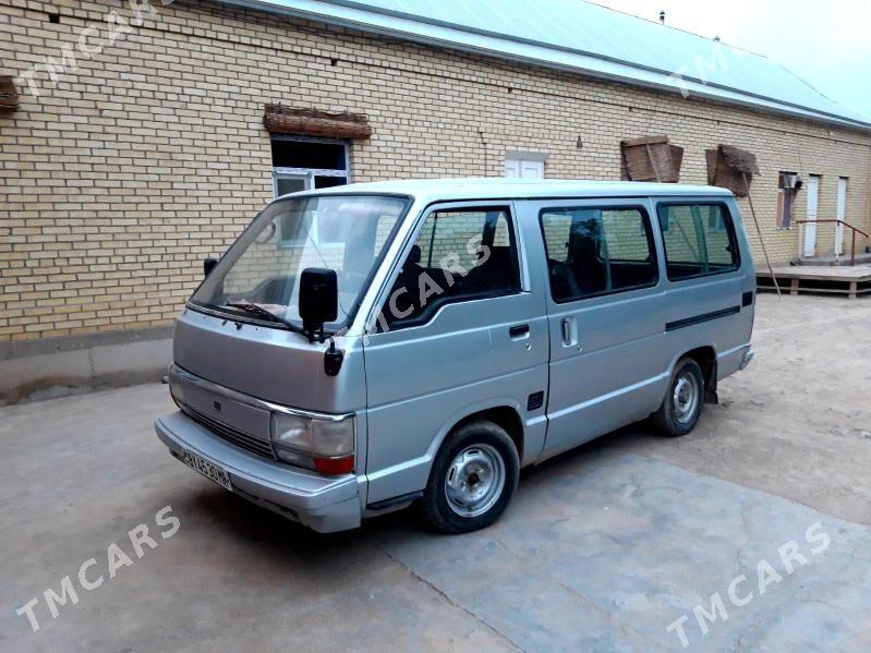 Toyota Hiace 1988 - 50 000 TMT - Mary - img 2