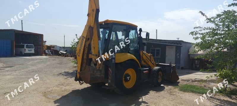 JCB 3CX ECO 2013 - 400 000 TMT - Aşgabat - img 2