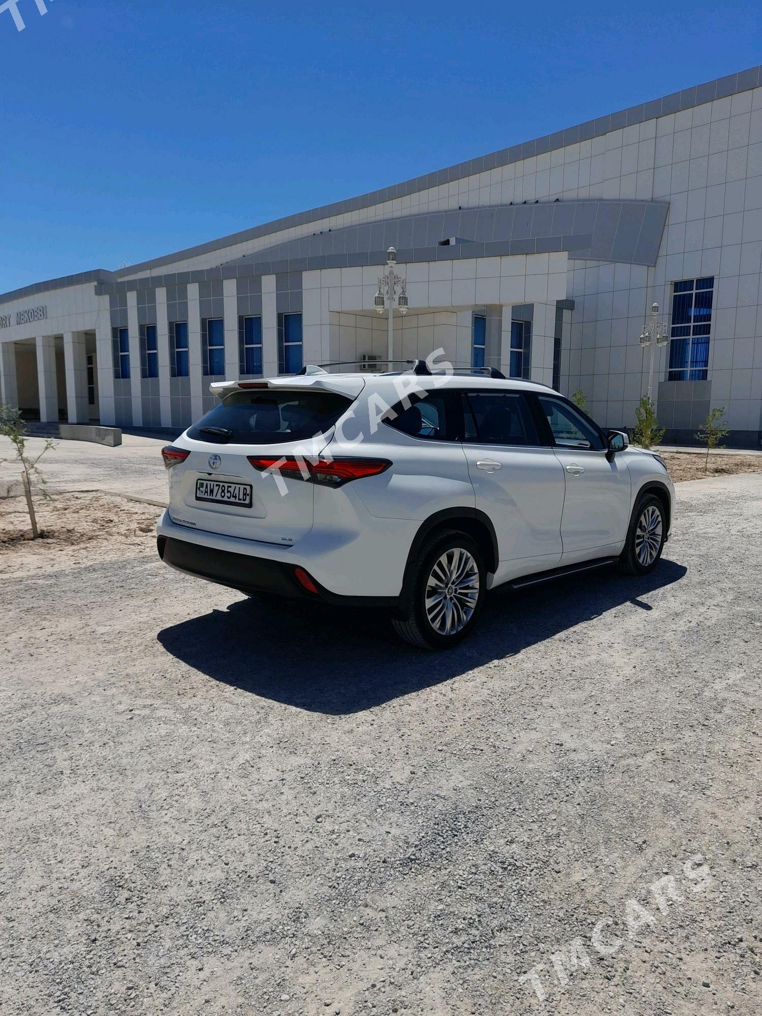 Toyota Highlander 2021 - 550 000 TMT - Халач - img 5