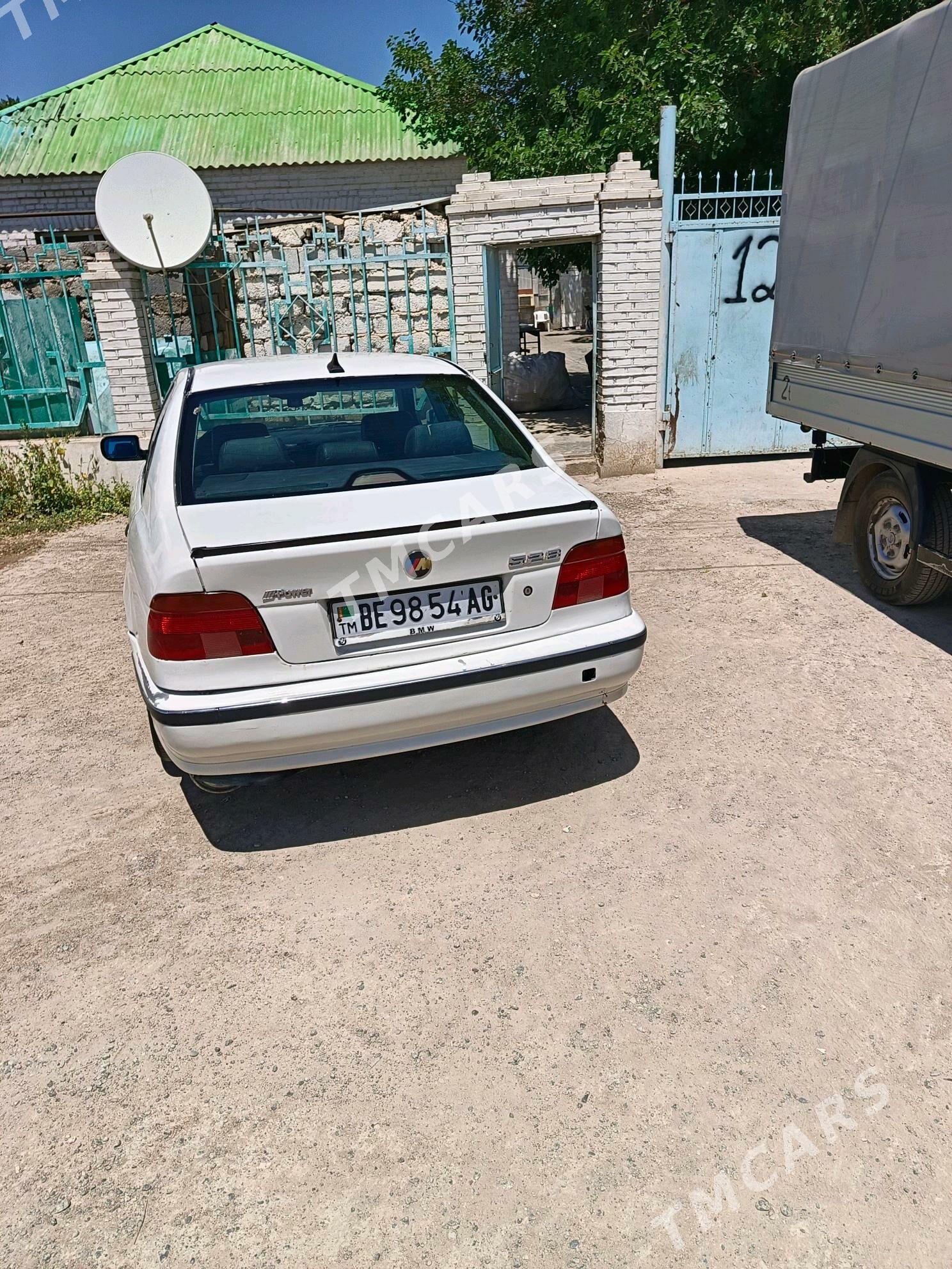 BMW 528 1998 - 65 000 TMT - Ашхабад - img 3